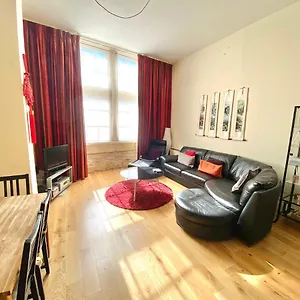 Royal Mile Mansions By Apartamento
